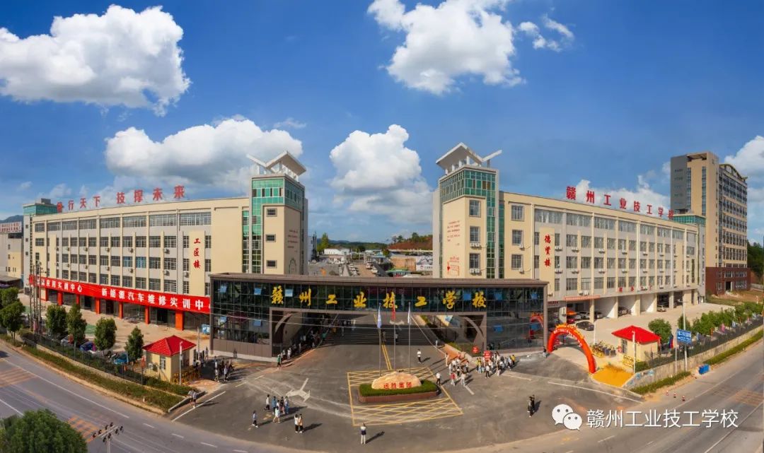 弘揚工匠精神，擦亮“南康木匠”金字招牌——贛州網(wǎng)絡(luò)技術(shù)服務(wù)賦能傳統(tǒng)勞務(wù)品牌升級